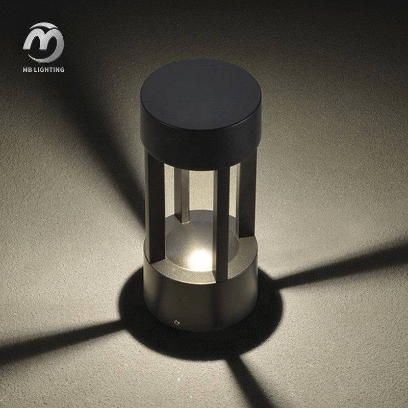 Outdoor LED Garden Lawn Landscape Light 10W Decoration Lawn Lamp Waterproof Courtyard Bollard Light