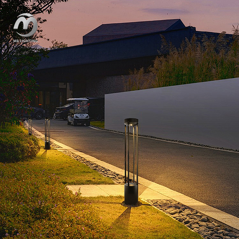Outdoor Waterproof Lawn Lights Courtyard Pathway Decoration Lighting 15W LED Garden Bollard Light