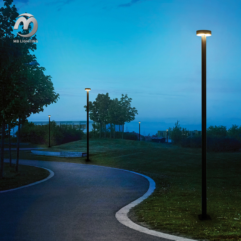 Waterproof High Post Landscape Lamp 20W Outdoor LED Bollard Light Courtyard Garden Pole Lights