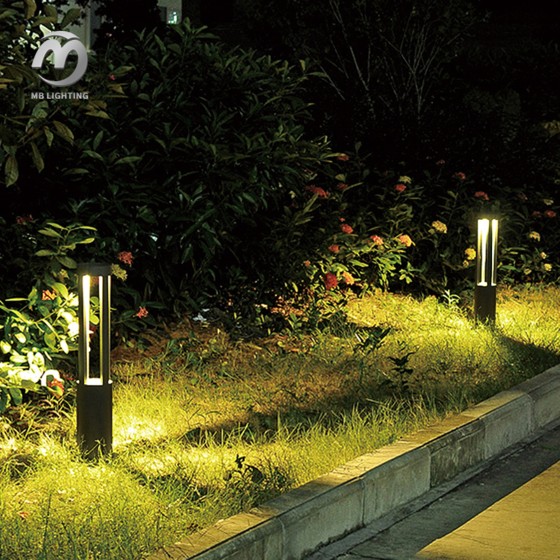 Outdoor Waterproof Lawn Lights Courtyard Pathway Decoration Lighting 15W LED Garden Bollard Light