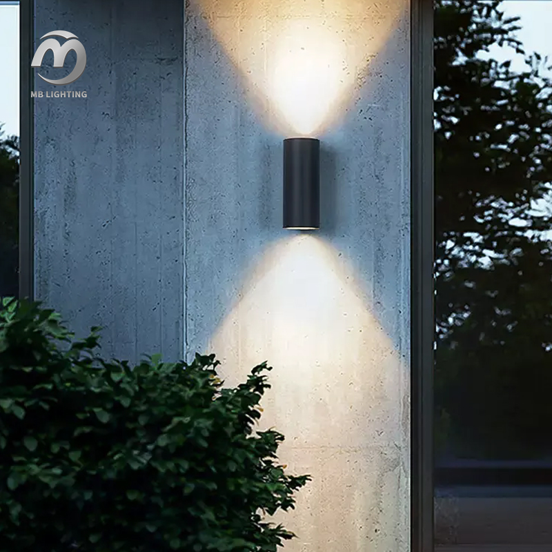 Garden Decorative Wall Mounted Light Modern Up Down Light Outdoor LED Wall Lights