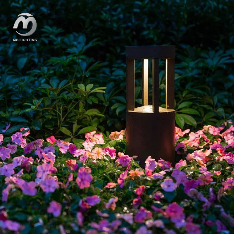 Outdoor Waterproof Decorative Bollard Lighting LED Garden Lawn Lights Villa Park Landscape Light