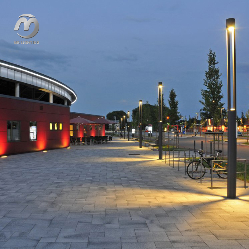 Outdoor Waterproof High Pole Light Park Landscape Villa Yard Garden Lights Led Bollard Lights
